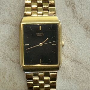 Seiko Quartz Gold and Black Men's Watch